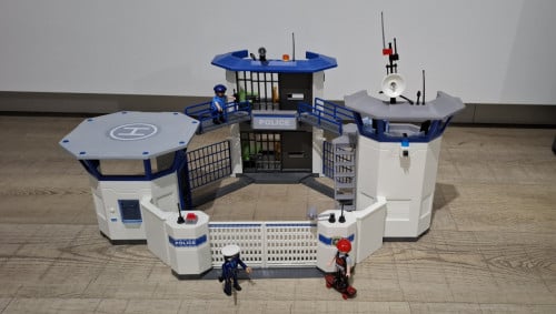 Playmobile politiebureau + uitbreidingset