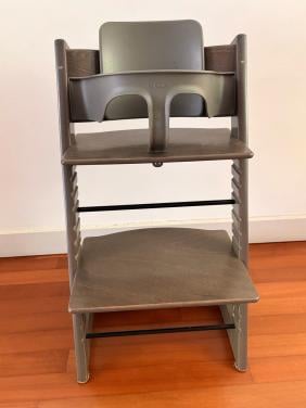Stokke Tripp Trapp meegroeistoel  — Hazy Grey — incl. babyset