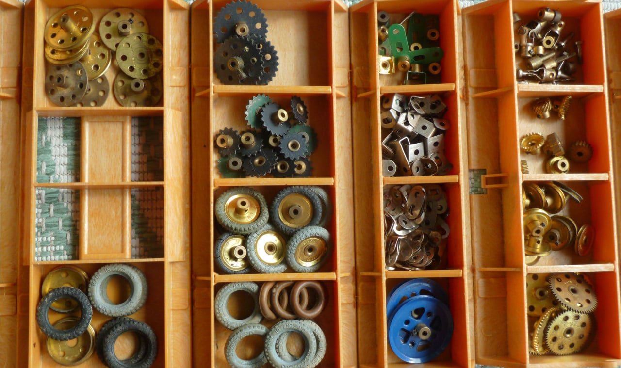 MECCANO
