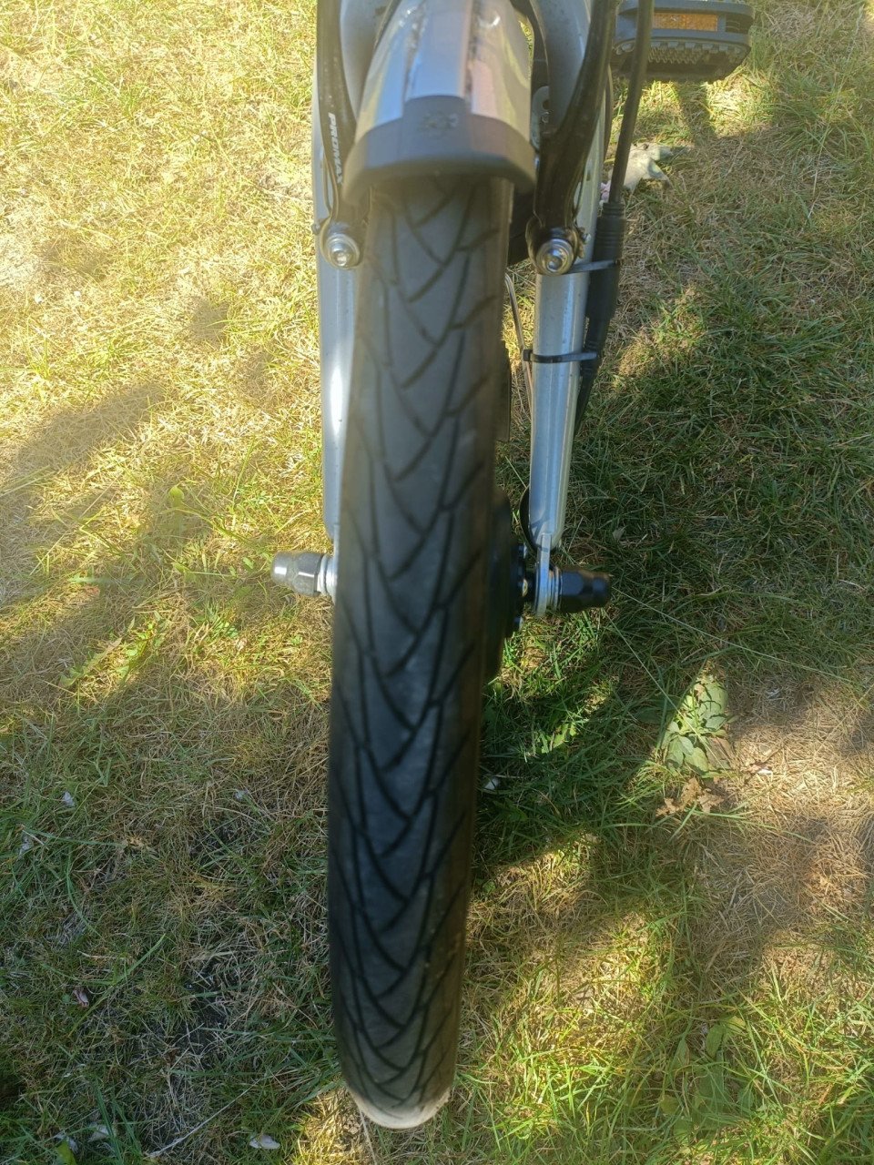 Net ingereden van raam fiets.