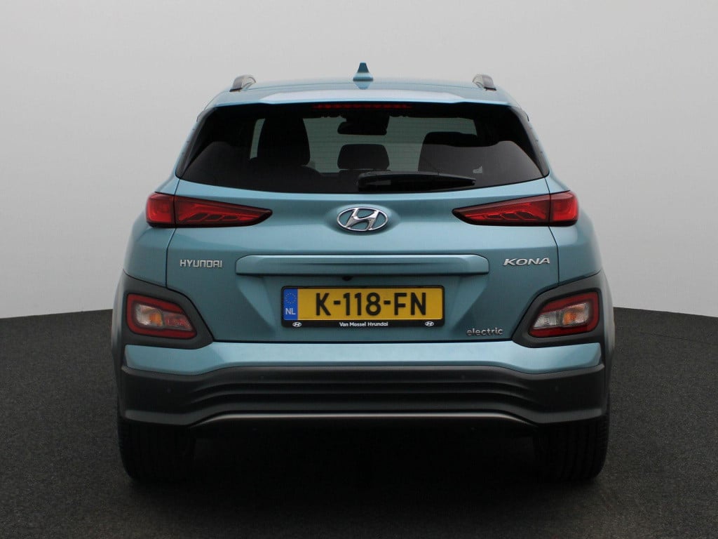 Hyundai Kona ev fashion 64 kwh | automaat | navigatie | heads-up display | 