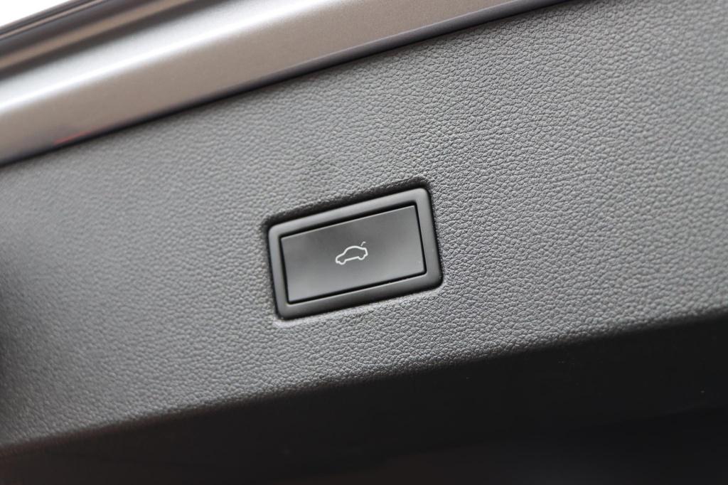 Volkswagen T-roc 1.5 tsi r-line 150pk dsg7