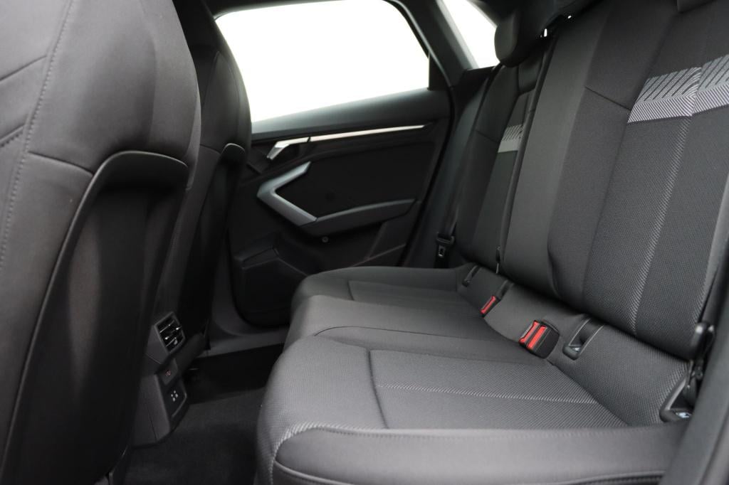 Audi A3 sportback 40 tfsi e advanced edition 204pk