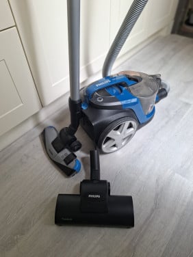 Philips stofzuiger 900watt
