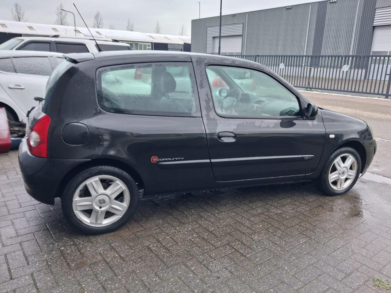 Renault clio 1.2 16v