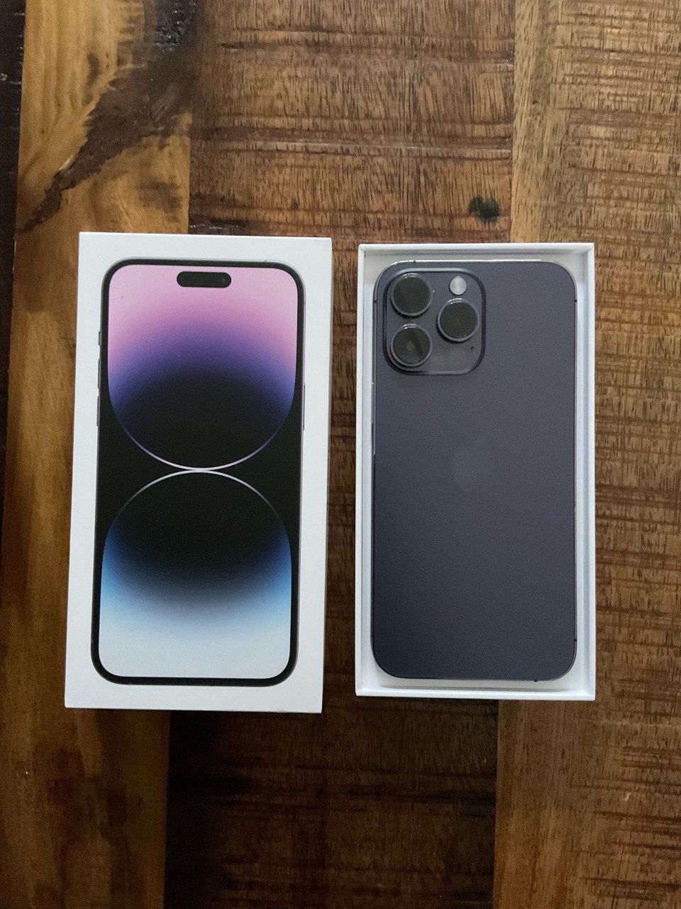 2 x iPhone 14 Pro Max 128gb Deep Purple(€600 p.s)