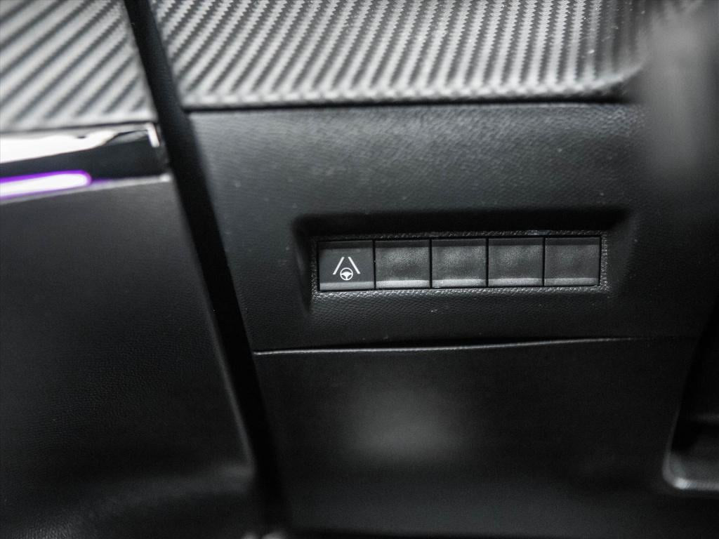 Peugeot 2008 1.2 hybrid 136pk e-dcs6 gt | panoramadak | camera | navigatie 