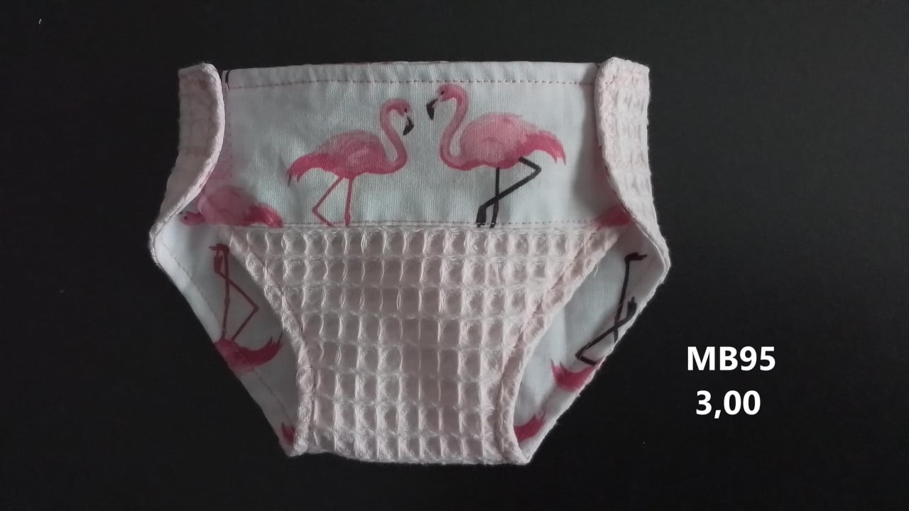 Leuke poppenkleertjes baby born. luiertje. Opbrengst KiKa.