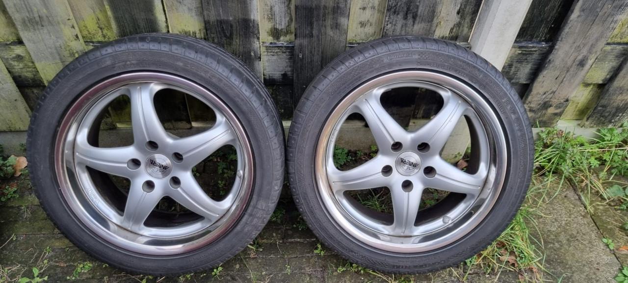 17 inch velgen met banden