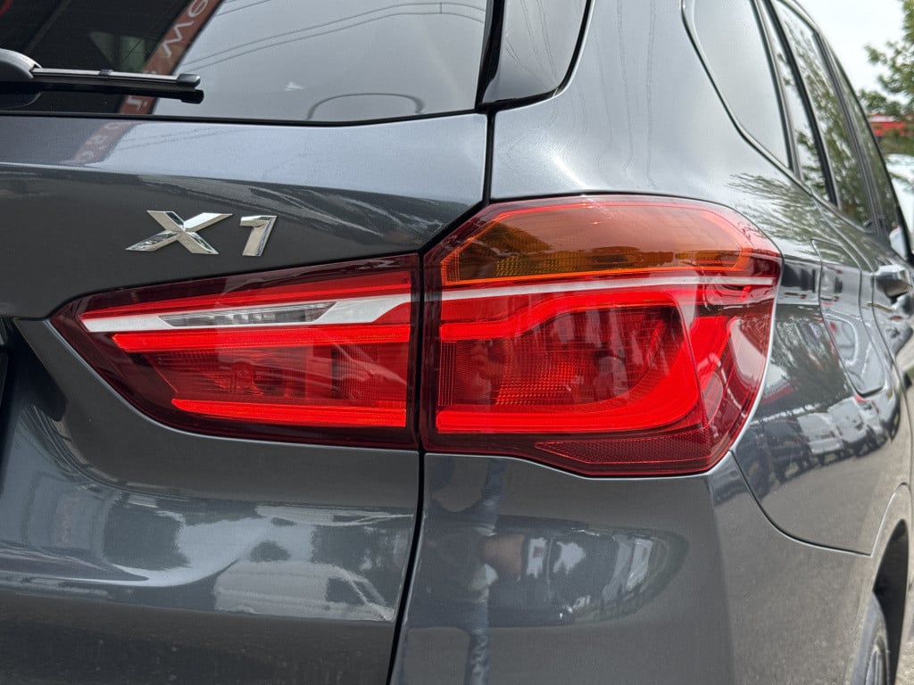 BMW X1 sdrive20i high executive m-sport | 1e eig | dealer oh | head-up | tr