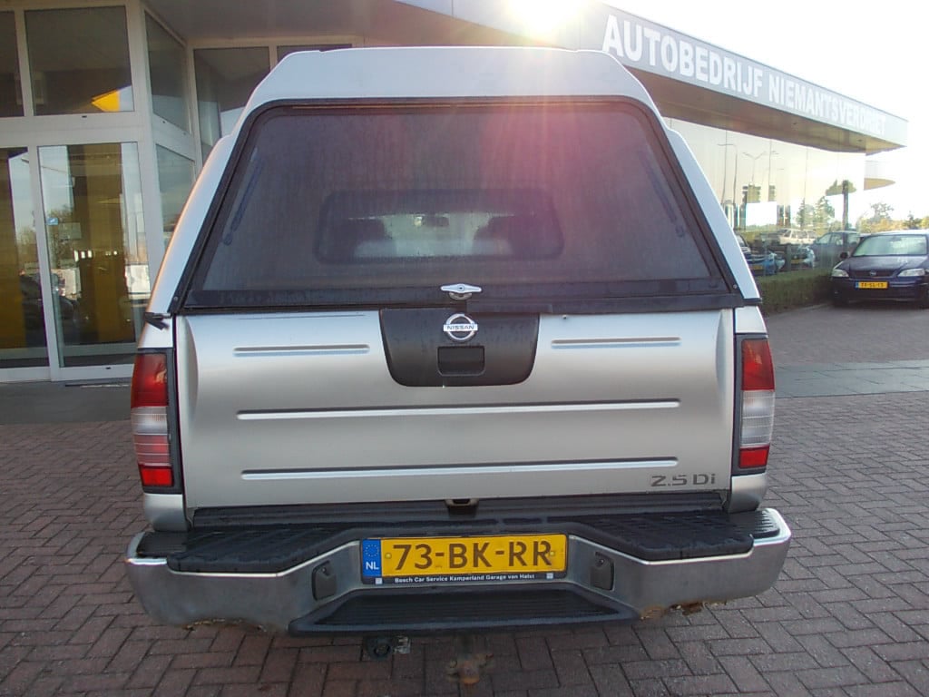 Nissan King-cab pick up (d22) 4x4 dc 5-pers. (navara) lees tekst!!