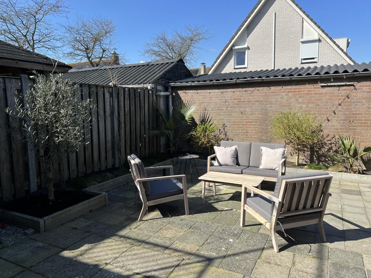 Luxe tuinset Leen Bakker – 4-delig – zo goed als nieuw