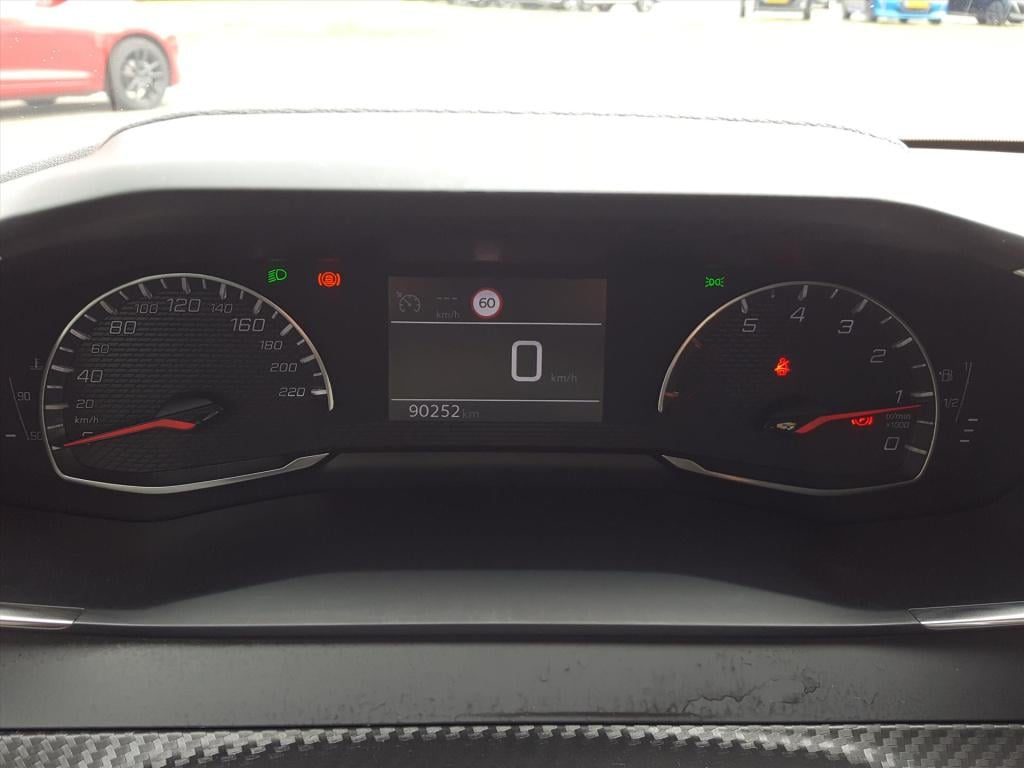 Peugeot 208 1.2 75pk active apple carplay & android auto | navigatie tomtom