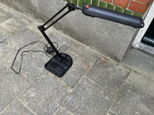 Bureaulamp zelfstaand, goed wendbaar