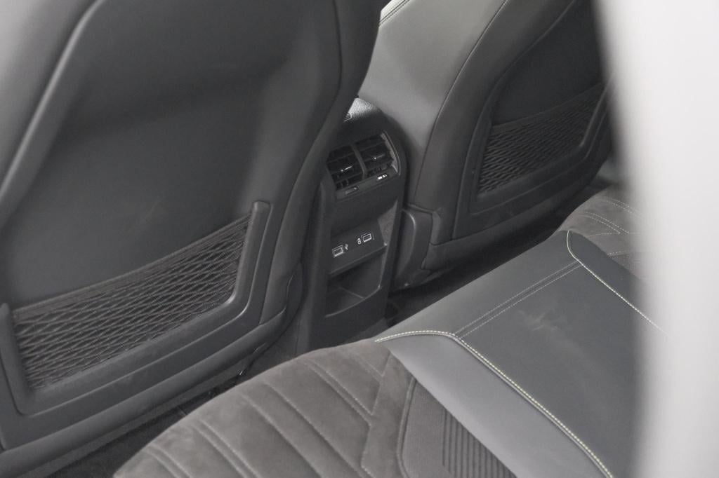 Peugeot 308 sw 1.6 hybrid 180 gt pack business | trekhaak | 360 camera | ad