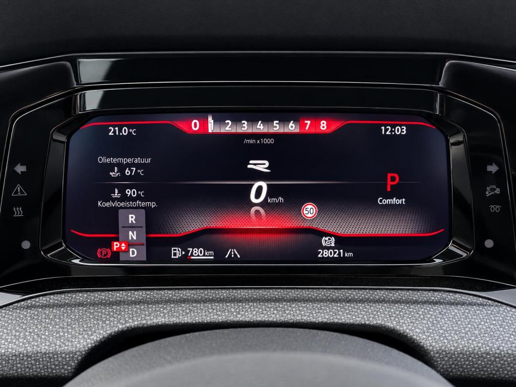 Volkswagen Golf 1.5 etsi r-line business | automaat | panoramadak | 19 inch