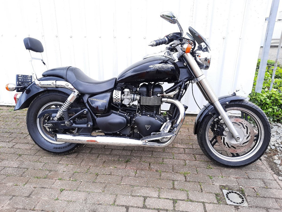 Triumph Speedmaster 900 uit 2010