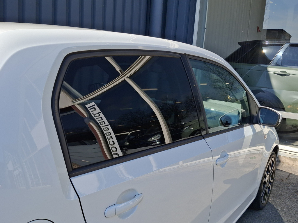 Volkswagen UP! 1.0 high up! bluemotion 5-deurs | stoelverwarming | navi | b