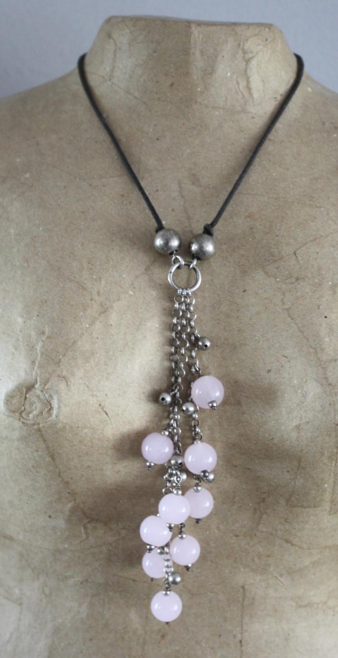 Toutjes ketting met roze stenen kralen