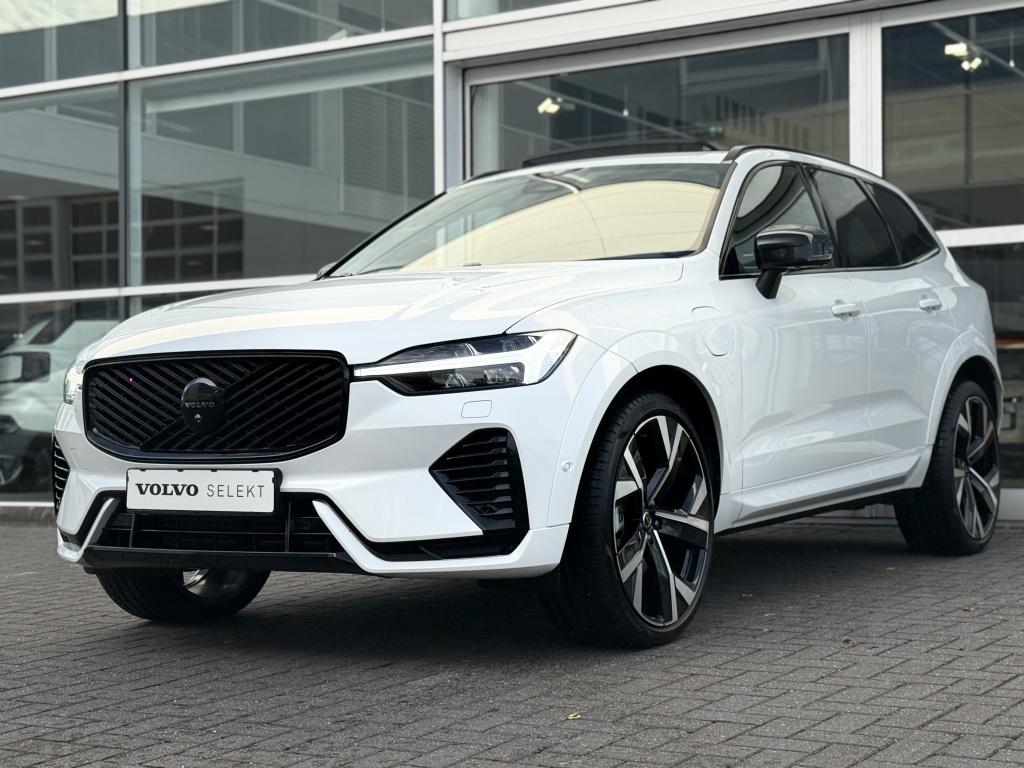 Volvo XC60 t6 398pk recharge dark black edition| panodak| luchtvering| trek
