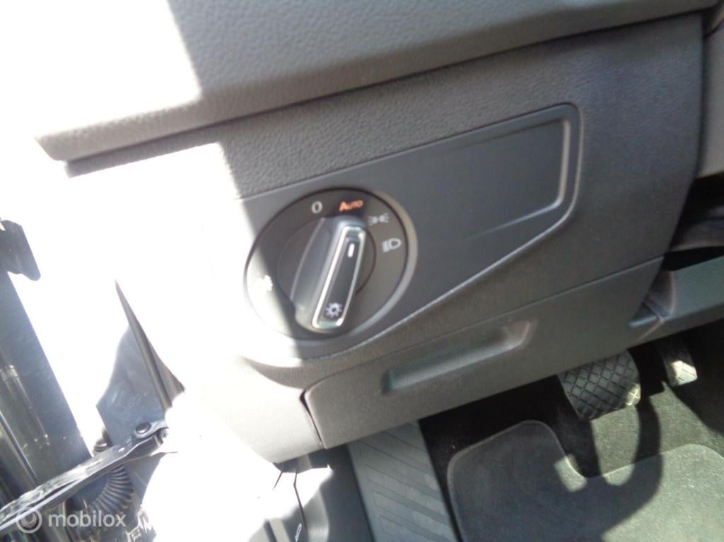 Volkswagen Tiguan 1.5 tsi elegance/airco/navi/pano/virtual/leer/memory/stoe