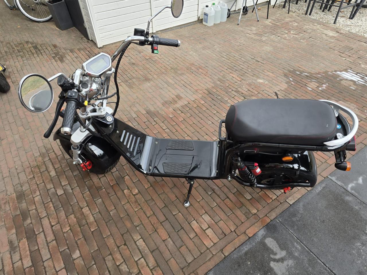 Citycoco electrische scooters geel kenteken als set te koop