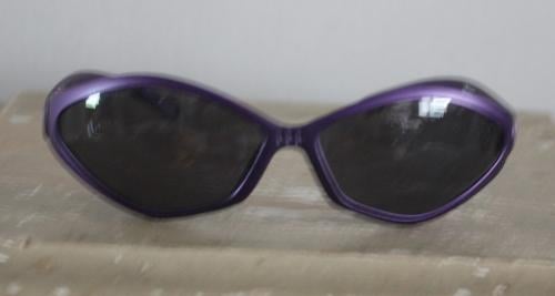 Paarse  zonne bril