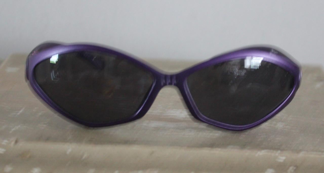 Paarse  zonne bril