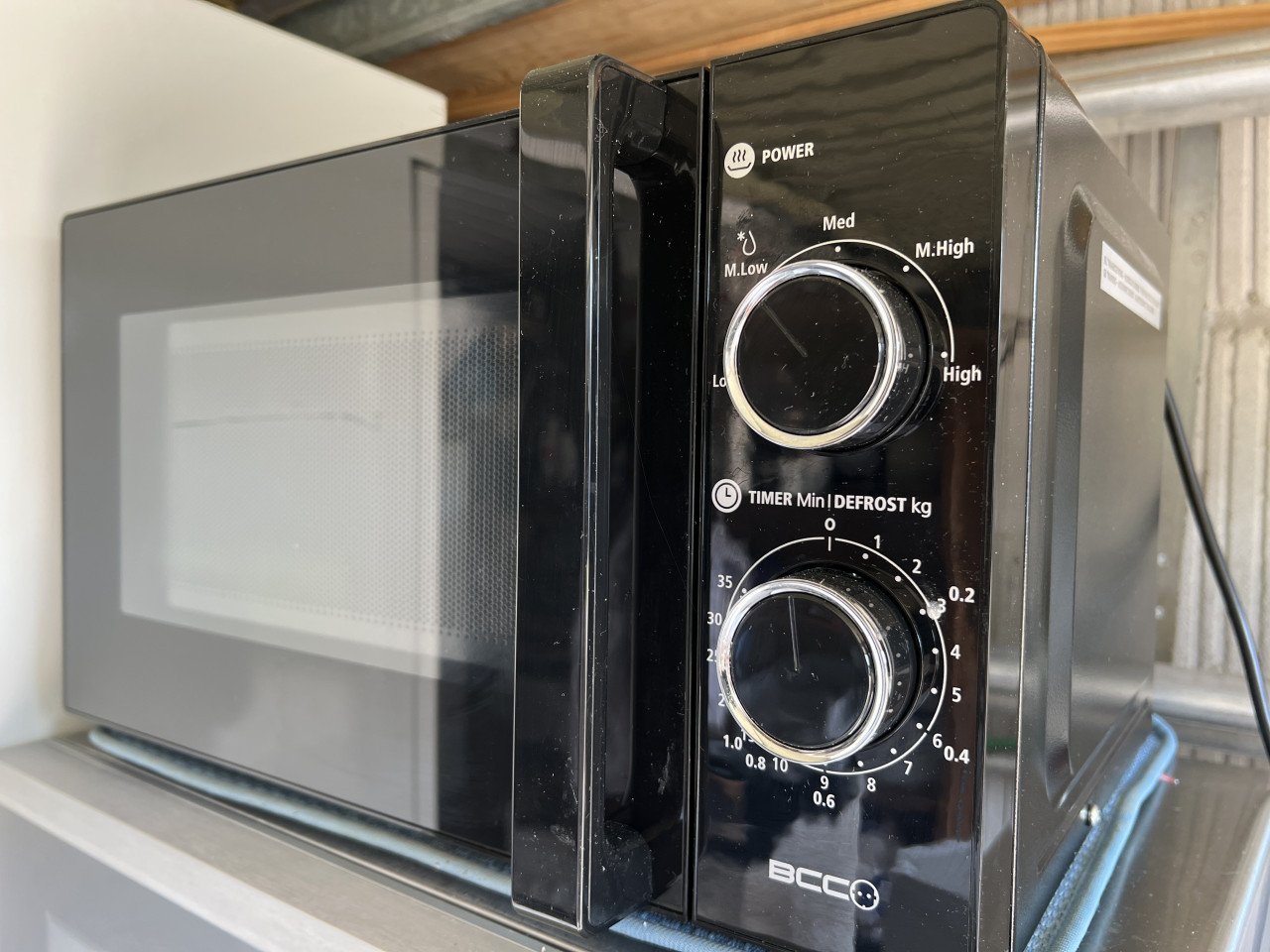 Nieuwe Magnetron zwart met handleiding nieuwprijs €79,-
