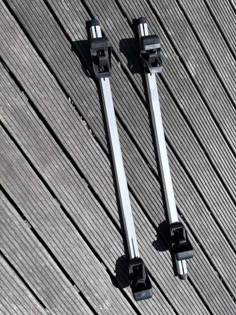 Set dakdragers voor auto met dakrail