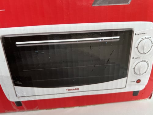 Nieuwe en ongebruikte kleine oven – in originele verpakking