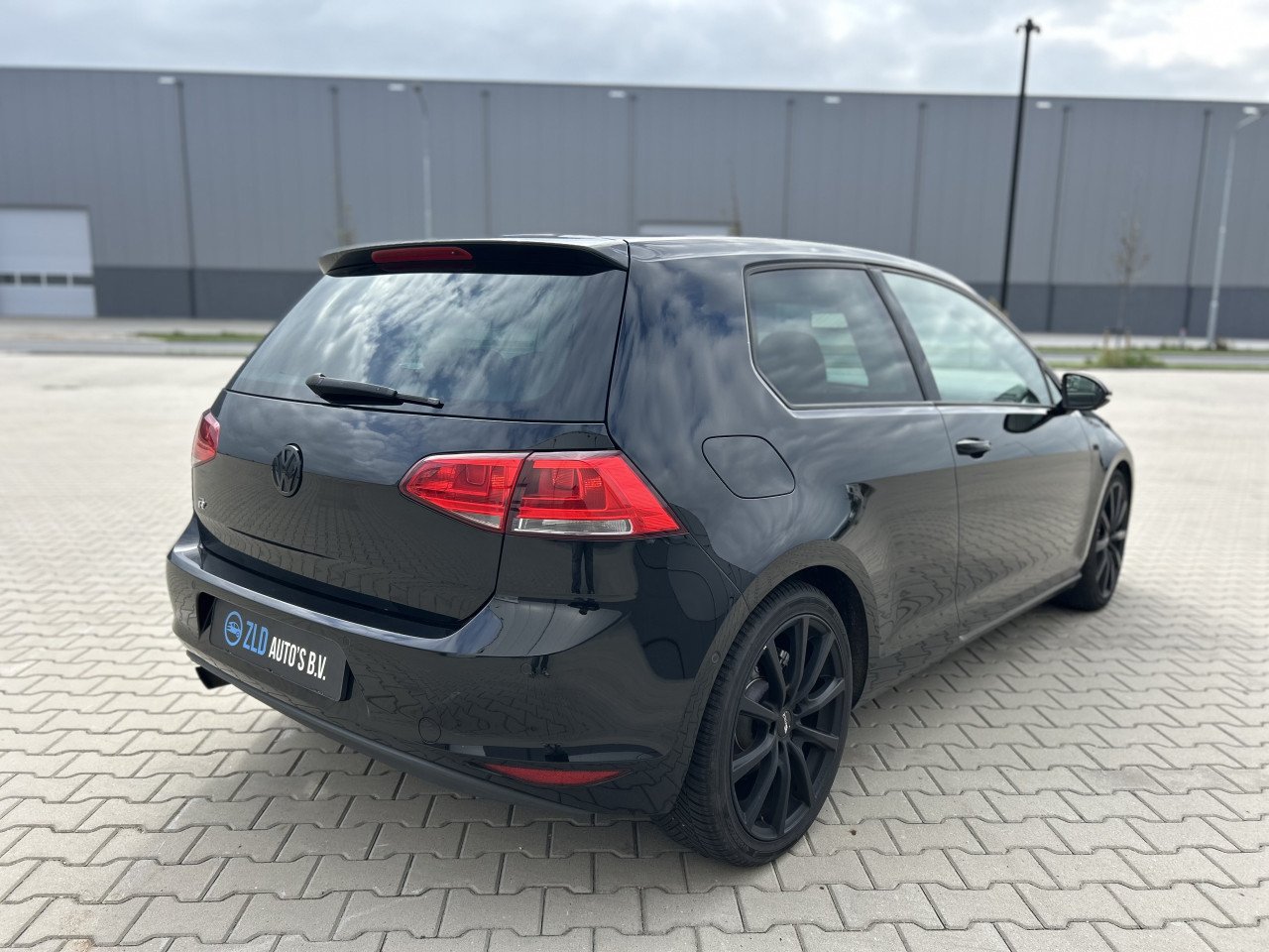 Volkswagen Golf 7 1.2 TSI/R-LINE/APK/CRUISE CONTR/ISO-FIX/