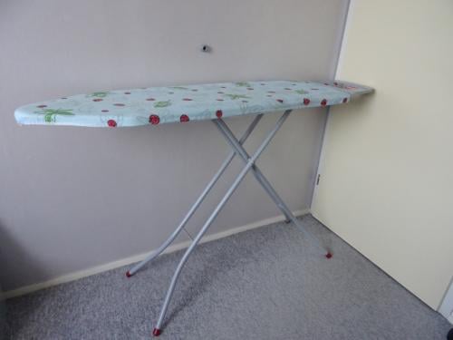 Strijkplank Merk Tomado