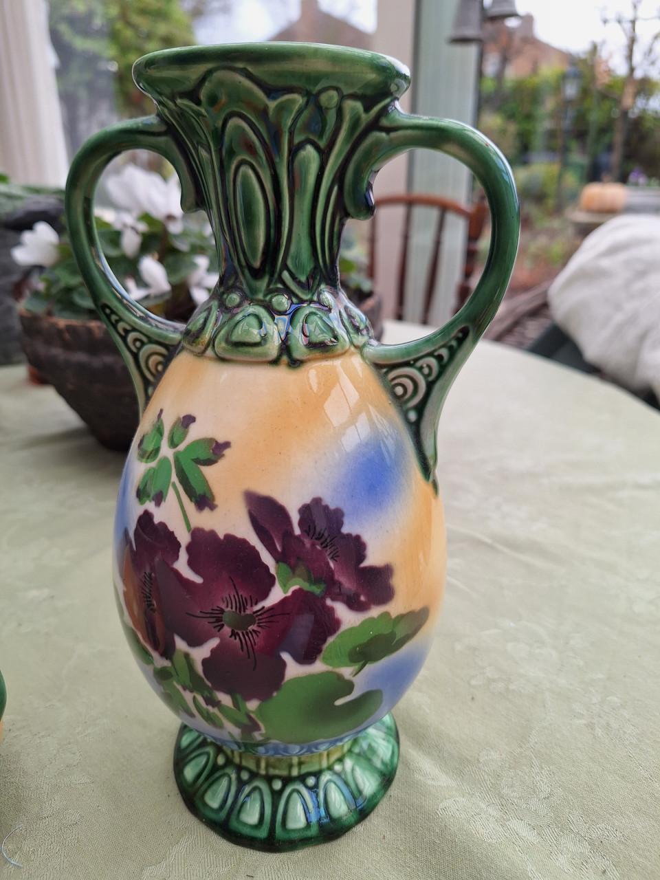 Vintage vazen en pot met bloemmotief