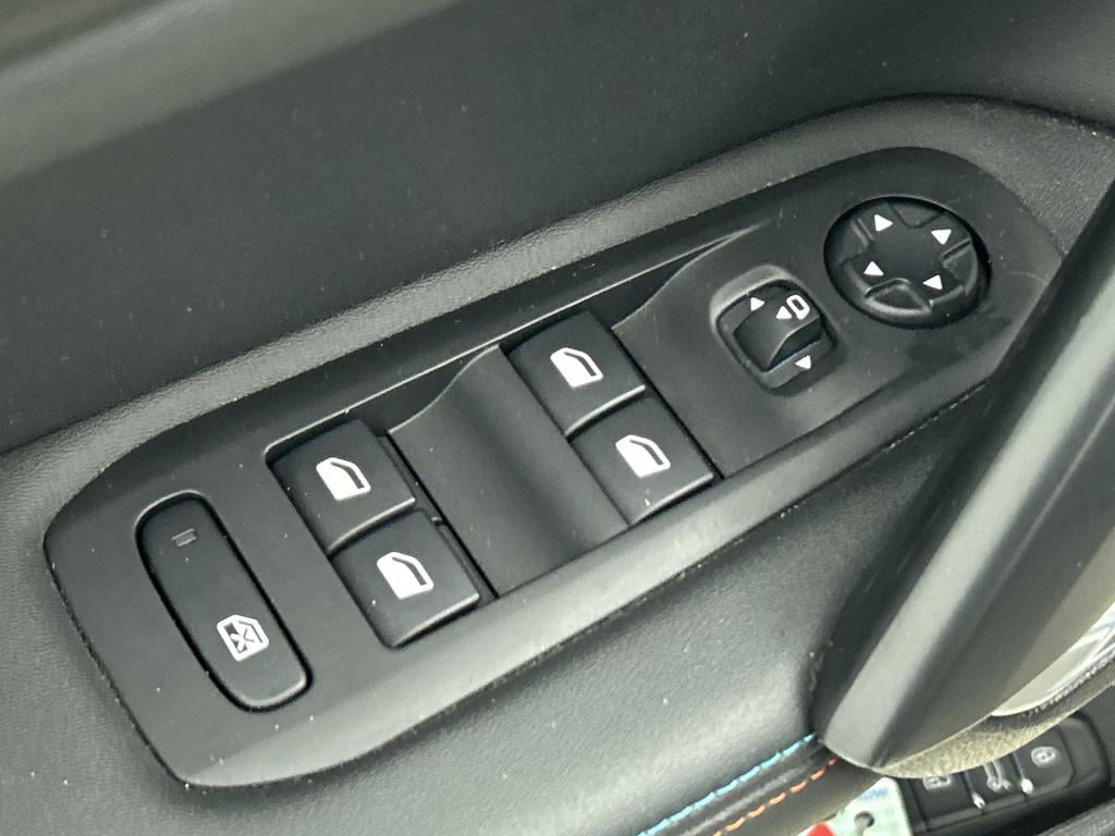 Peugeot 308 sw 130 pk tech edition | rijklaar | panoramadak | adaptive crui