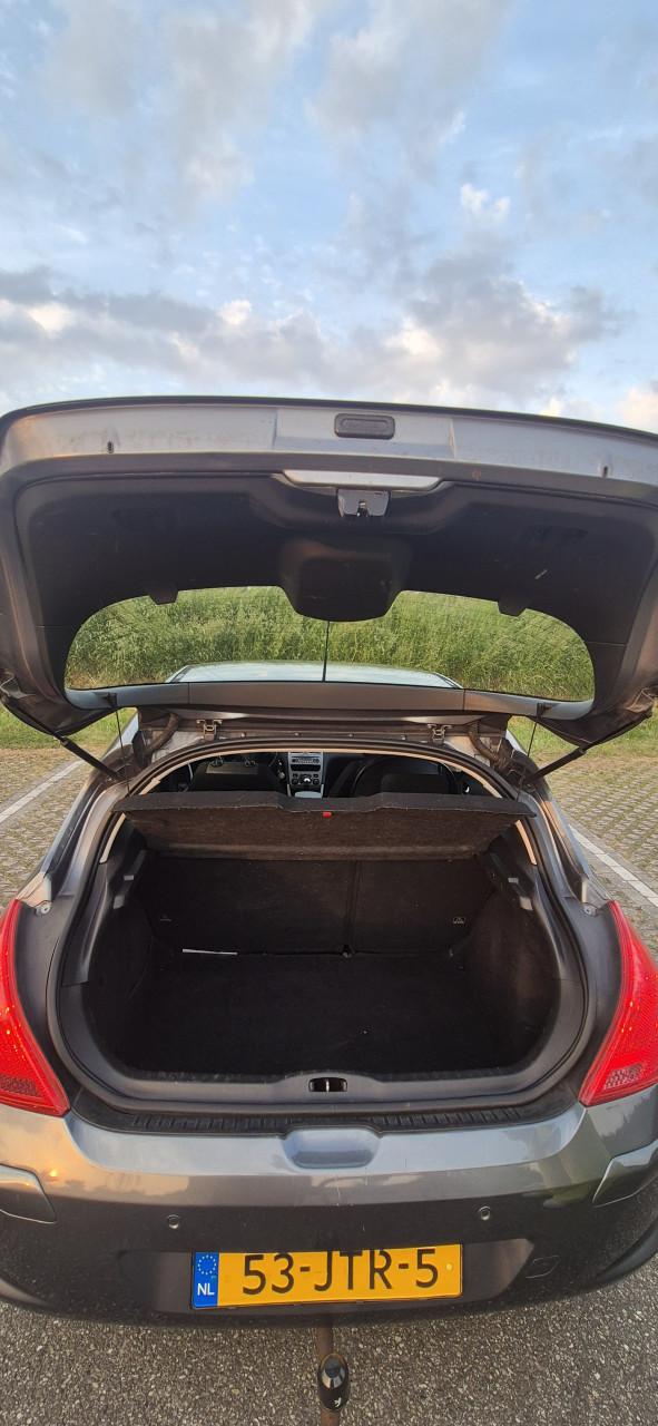 Peugeot 308 / 162xxxkm / Airco