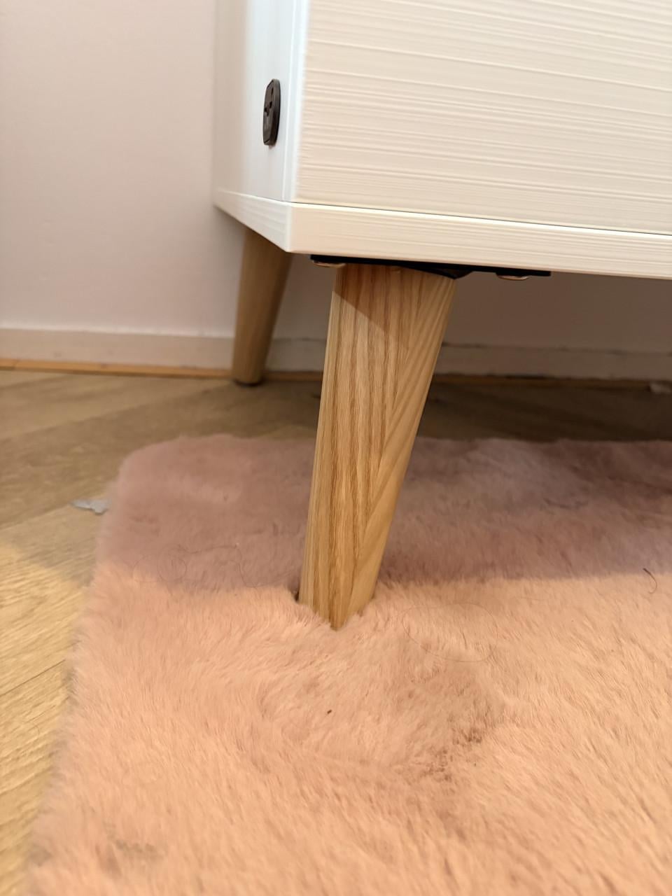 Ledikant en commode