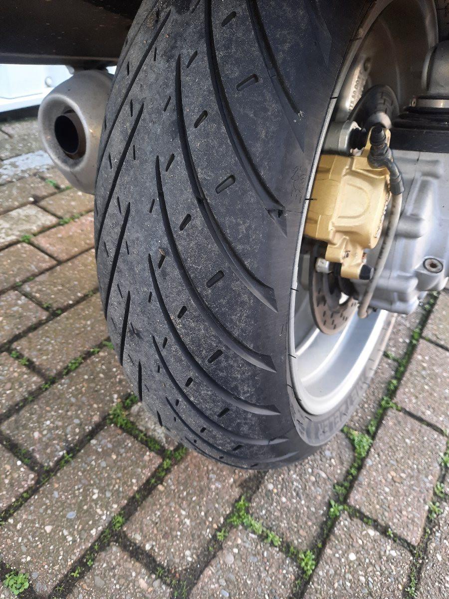 Moto Guzzi Norge 1200GTL uit 2010, flinke toermotor