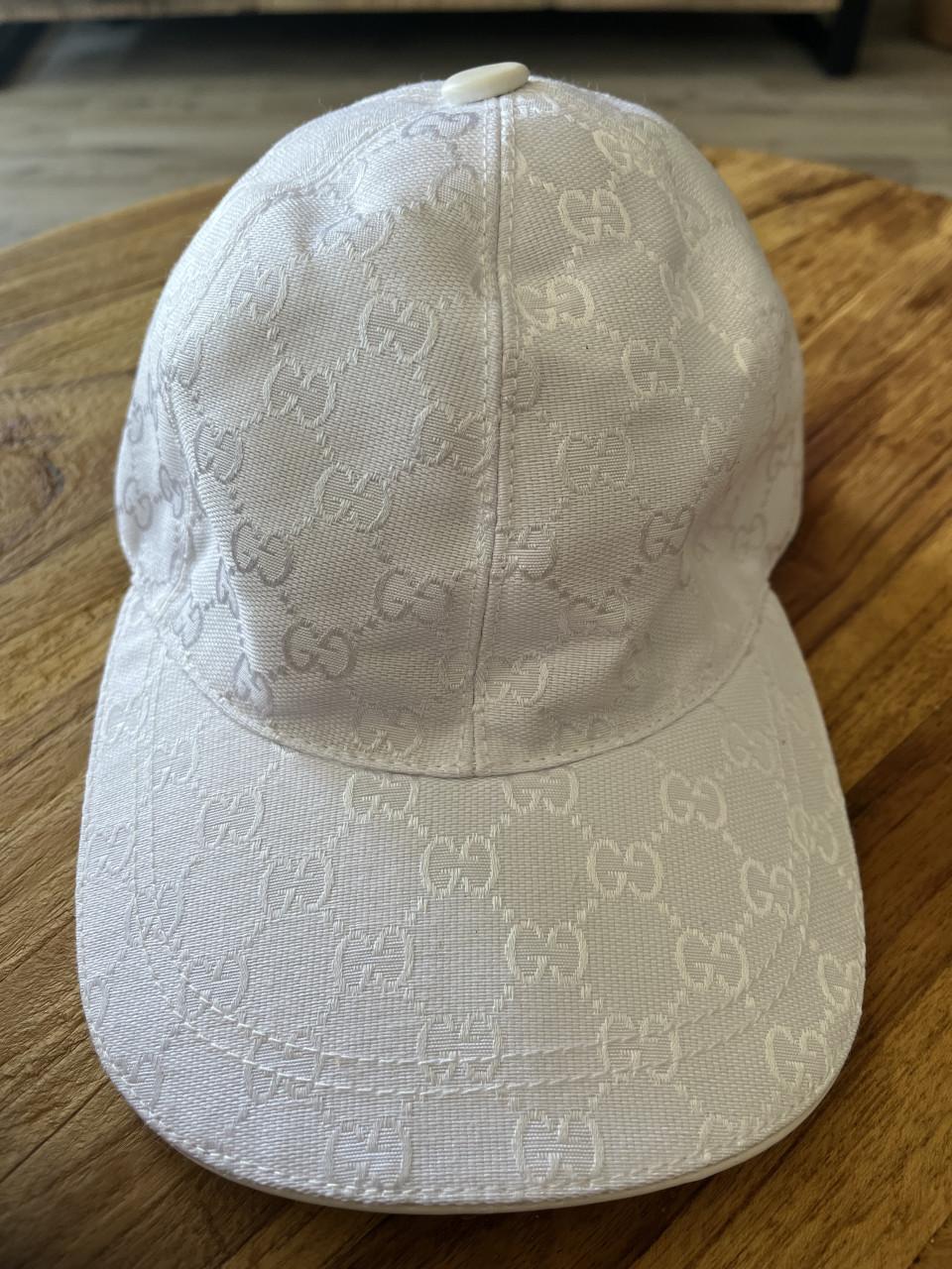 Designer petten