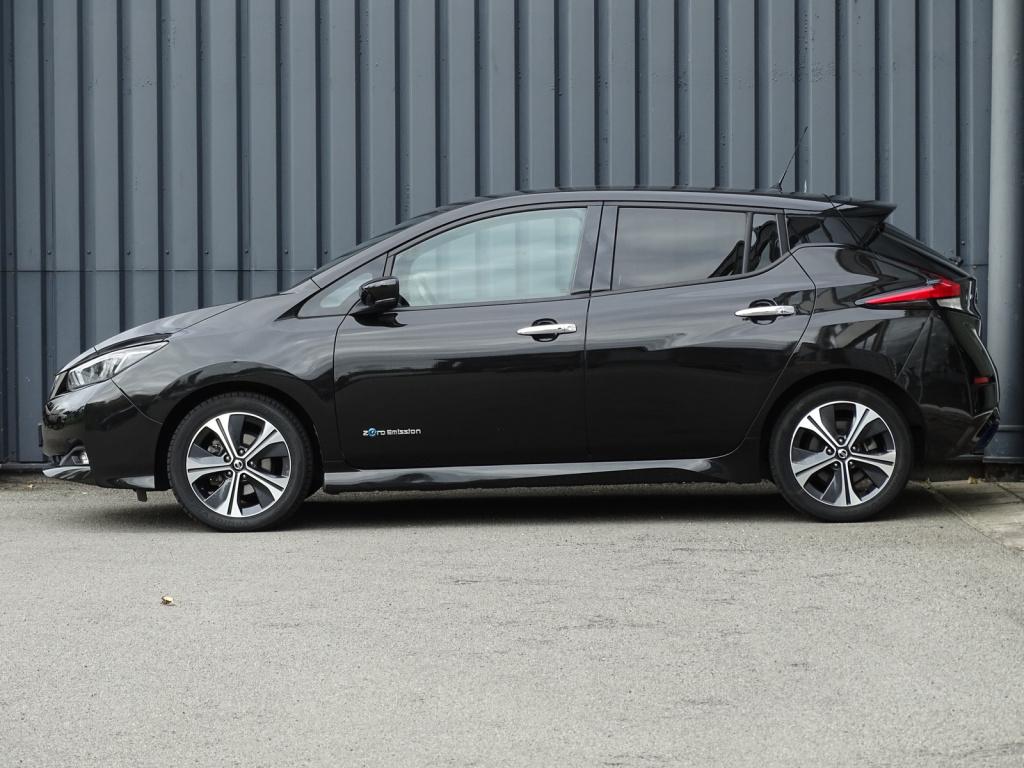 Nissan Leaf n-connecta 40 kwh | incl. btw | 360 camera