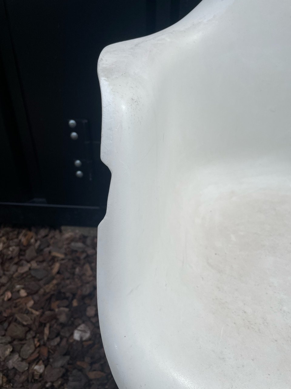 4 witte kuipstoelen voor buiten