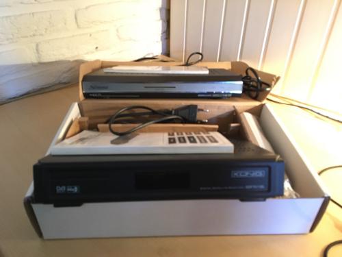 Sateliet reciever Konig SDFTA11BL + Strong SRT6825