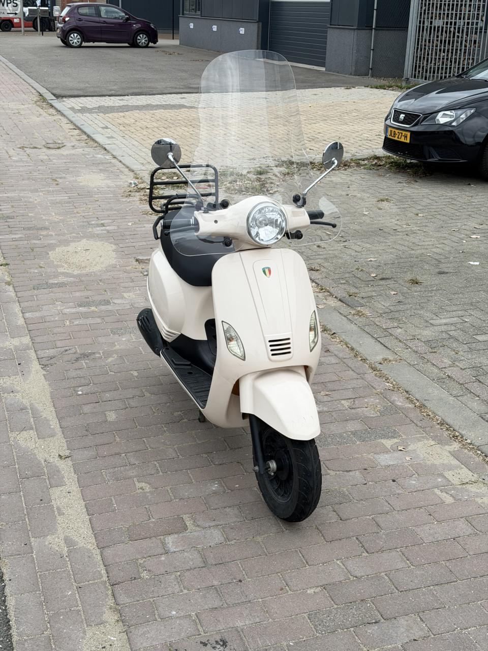 BTC Riva snor scooter met 9700 km - Onderhoud gehad - 4-takt
