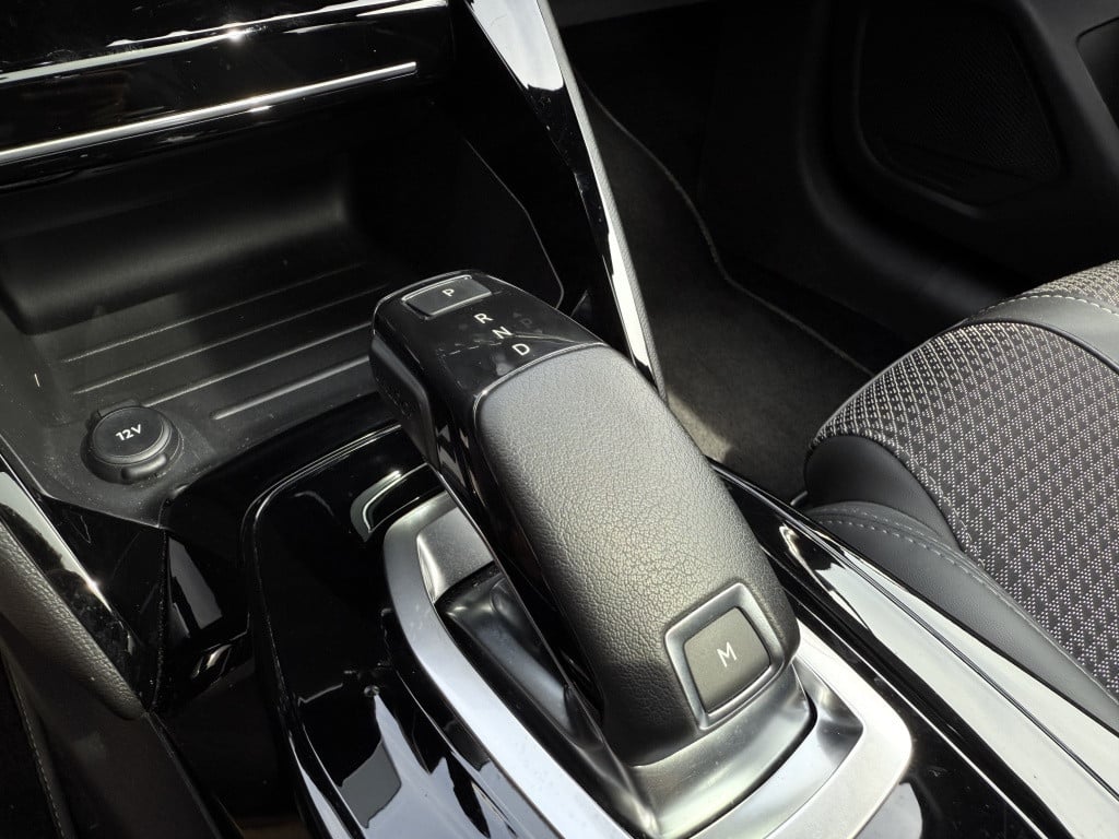 Peugeot 208 1.2 puretech gt // automaat // panoramadak //