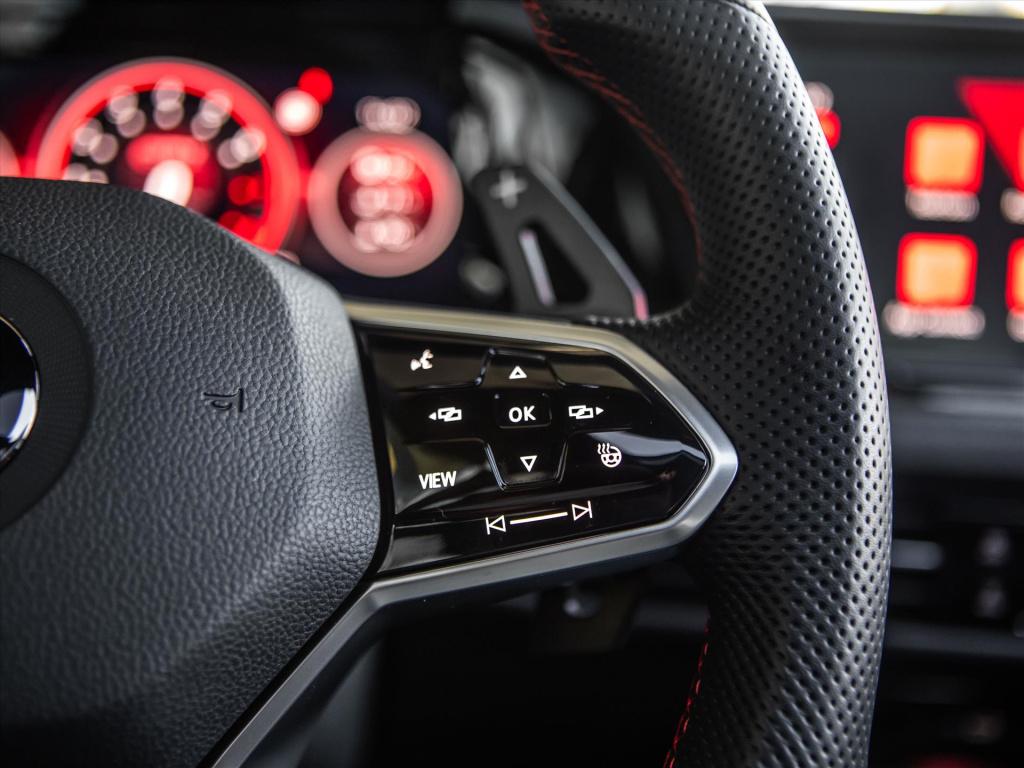 Volkswagen Golf 2.0 tsi 300pk 7-dsg gti clubsport automaat | panoramadak | 