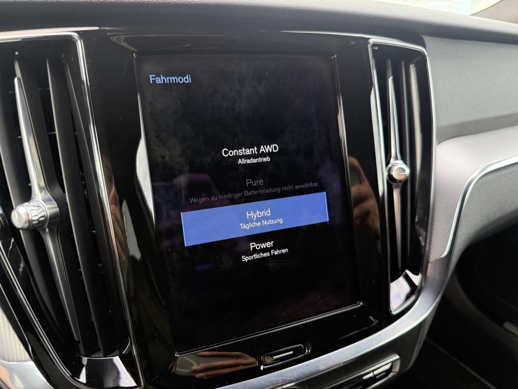 Volvo V60 t6 340pk recharge r-design| adap.cruise| camera| h&k sound| keyl