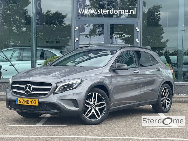 Mercedes-Benz Gla-klasse 200 ambition l panoramadak l night pakket l afneem