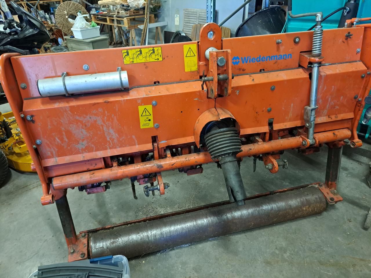 Wiedenmann Greens Terra Spike G6/160 (2012) – Beluchter / Diepbeluchter