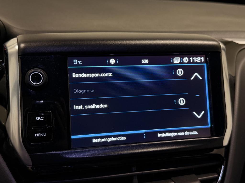 Peugeot 208 1.2 puretech blue lion | led | dab | airco | cruise | apple car