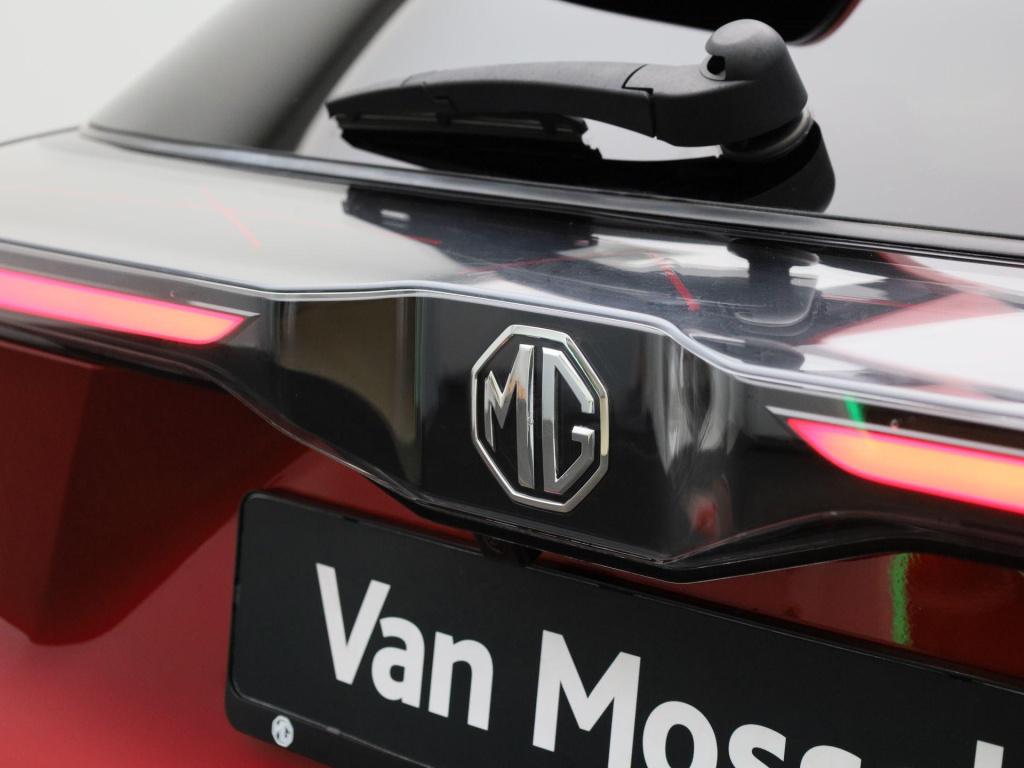 MG Mg4 64 kwh luxury